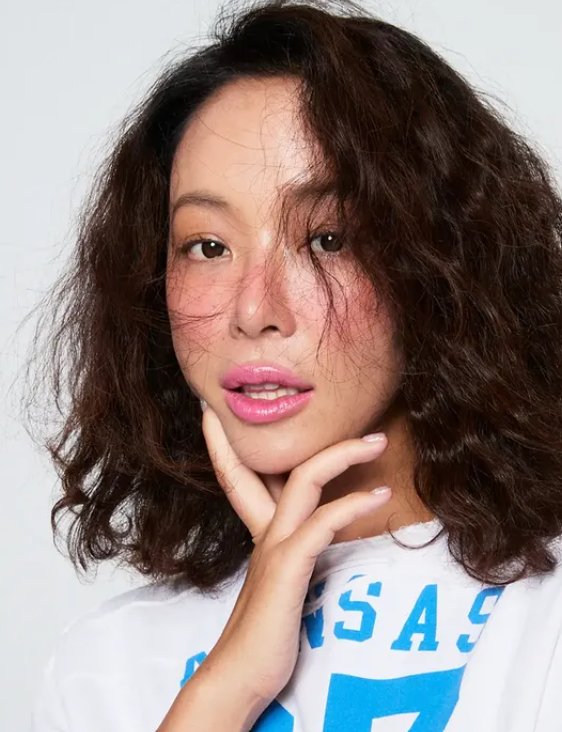황제니 변신·아유미와 20년 우정 황정음 프로필 학력 고향 재산 나이 가족 배우자 작품활동 ....
