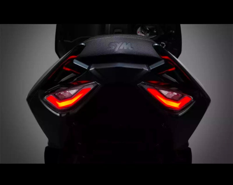 “160cc 스쿠터가 이렇게 생겼다고?”｜2026 SYM DRG 160, PCX·NMAX만 보다가 깜짝 놀랐습니다