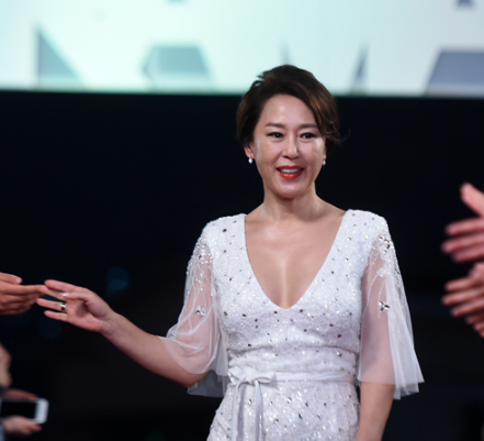 "가장 힘든 딸"이라더니… 차화연 친딸 알고 보니 엄청난 스펙의 13년 차 배우?