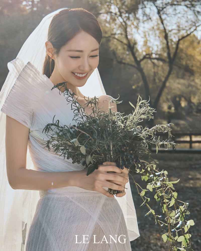 "I thought they were really getting married..." Dex's 'some' girl Shin Seul-ki, unexpected reason for wearing a pure white wedding dress