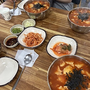 [속초 여행] 속초 장칼국수 맛집 옛날수제비 평일 방문 웨이팅 주차 솔직후기