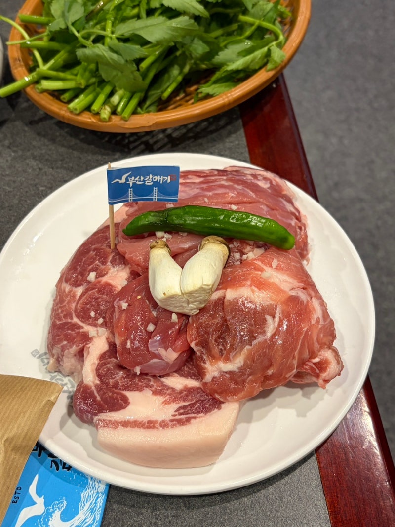 [대전 맛집] 부산갈매기 송촌점, 웨이팅 엄청난 송촌동 먹자골목 가성비 고기집