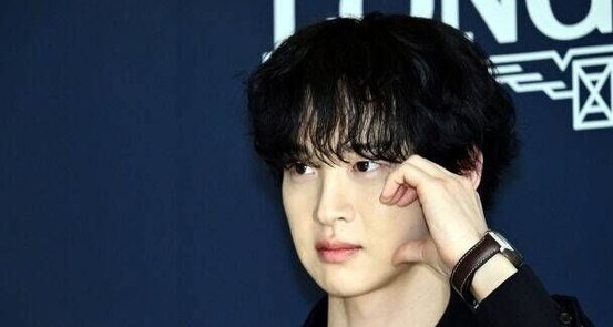 "강도 잡던 그 손으로 손편지 쓰다니"…장동윤 결혼 발표에 네티즌들 '난리' | 15년 만의 한양....