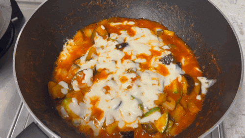 마트 토마토소스로 간편하게 만드는 가지볶음