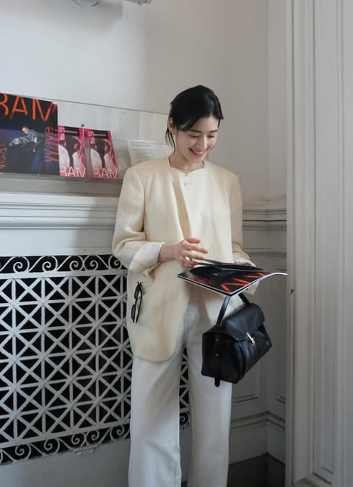 뉴욕 데일리백 검색 급상승 정은채 프로필 학력 고향 재산 나이 가족 배우자 작품활동 사건....