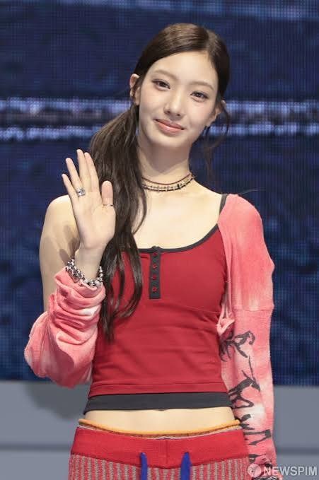 지효 동생도 걸그룹이라고? 튜이드 서연 얼굴 보자마자 납득완료