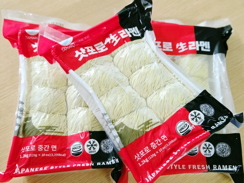건면과는 비교할 수 없는 타마루에스엠에스의 삿포로생라멘(중면굵기)...
