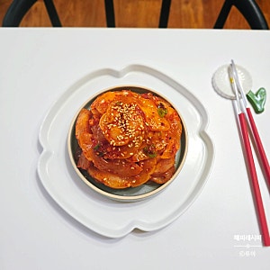 5분 만에 뚝딱 ! 맛없는 참외로 밥도둑 요리 참외장아찌무침 레시피