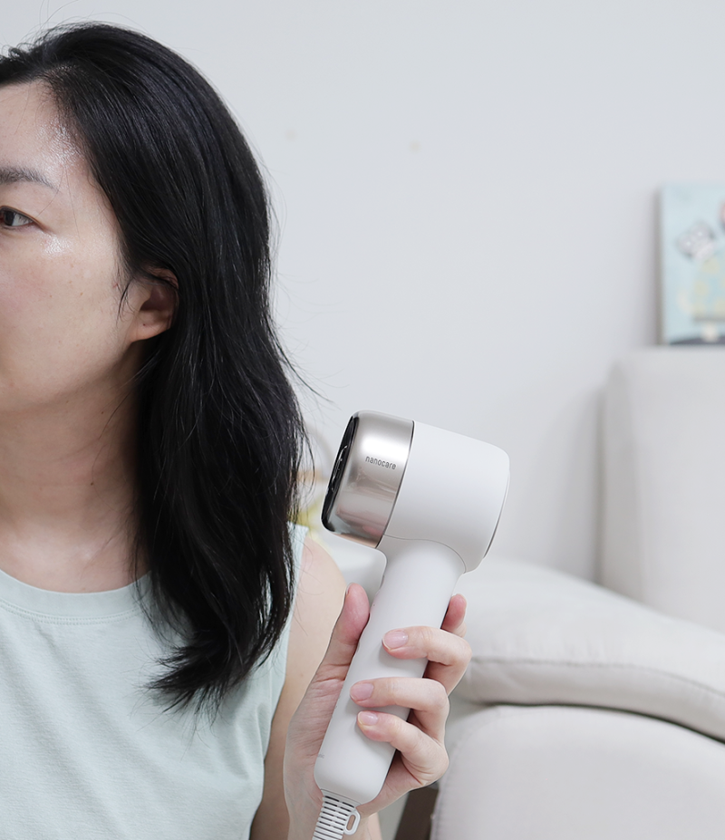 "머리 말리는데 수분감을 가둔다고?" 파나소닉 신제품 EH-NB70 헤어드라이기