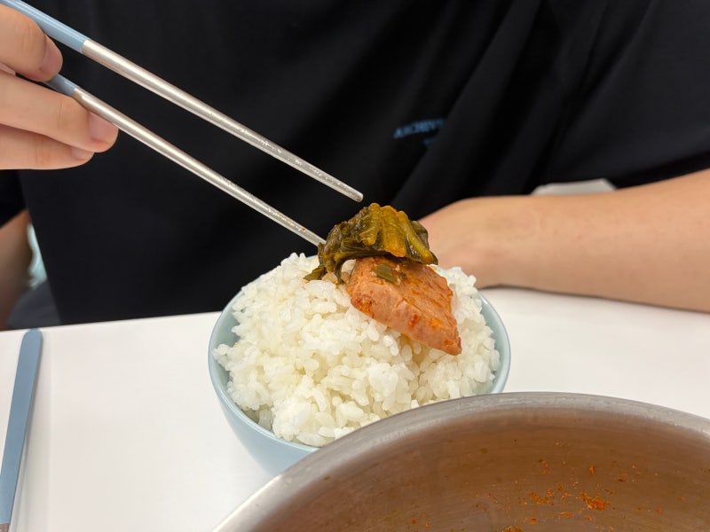 [레시피 노트] 스팸 김치찜 : 재료 다 때려 넣고 끓이면 끝 ☆