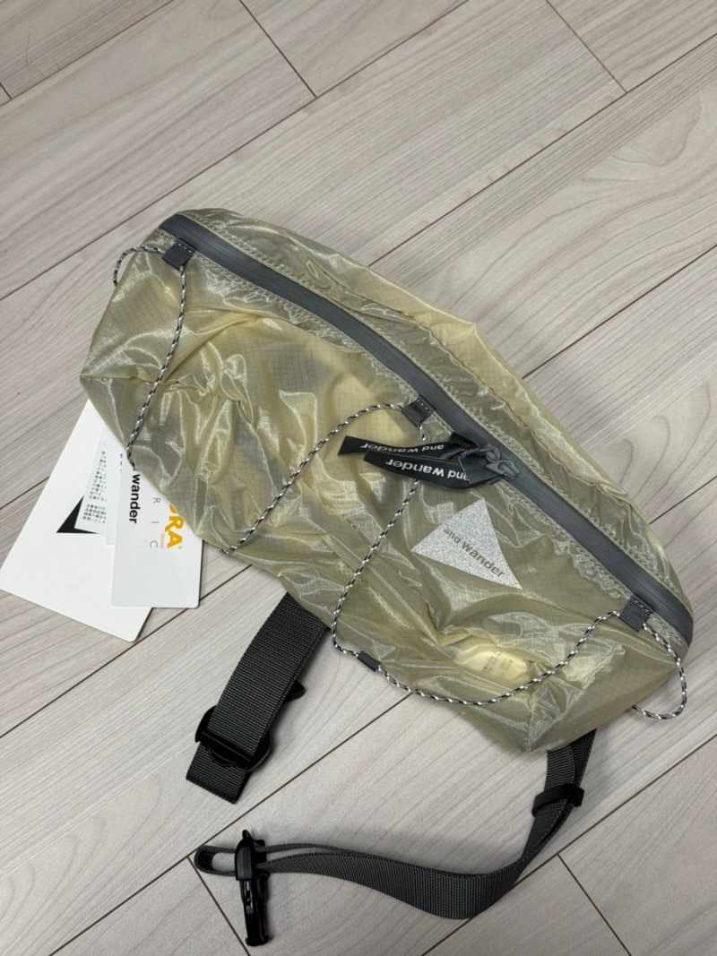 and wander sil waist bag (앤드원더 실 웨이스트 백)