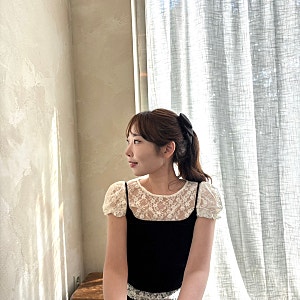 플로움 레이스 블라우스 Flower Lace Top 후기