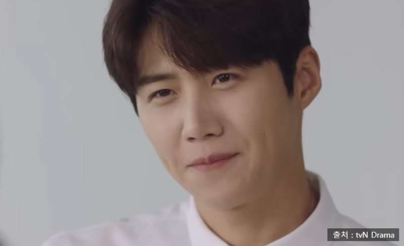 "그냥 놀자, 나랑" 김선호의 보조개 미소가 다 살려낸 바닷마을 로맨스 | 홍반장 넷플릭스 갯....