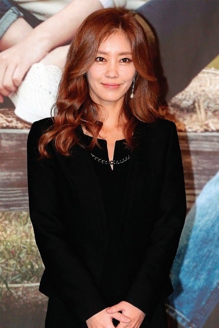 "밤거리에서 손잡은 모습이.." 23년 비밀 결혼 밝힌 연예인 부부.jpg