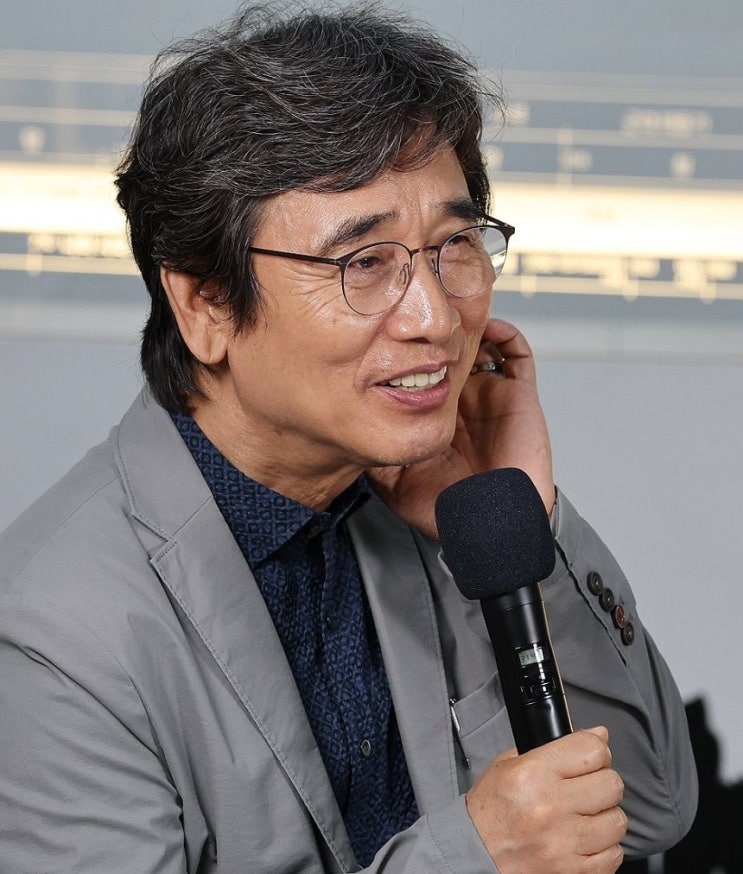 <b>유시민</b>, 다시 <b>이재명 대통령</b> 작심 <b>비판</b>…“오만한 권력자" "윤석렬 ....