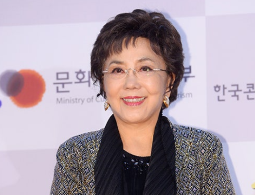 처음 받은 꽃다발, 결혼생활만 63년차? 사미자 김관수 부부