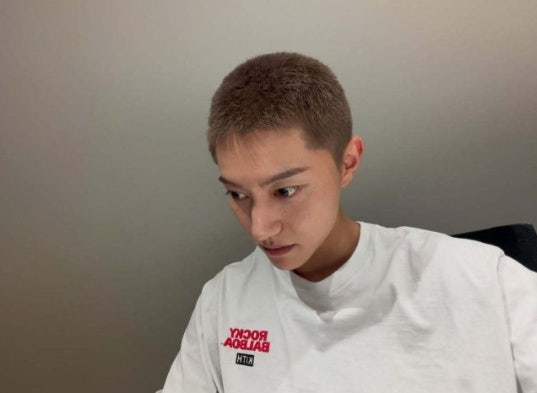 곽동연 오늘 현역 입대, 삭발 머리로 팬들에게 인사
