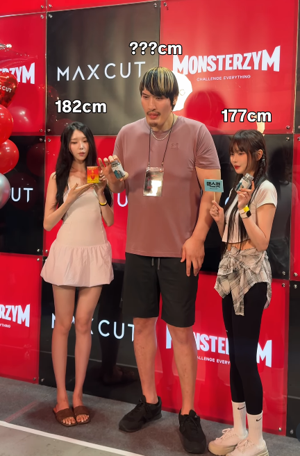 최홍만 프로필 182cm 키큰 여자들을 귀요미로 만들어 버리는 압도적 피지컬