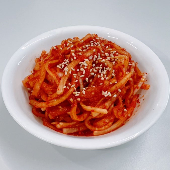 류수영 무생채 레시피 절이지 않는 무생채 만들기