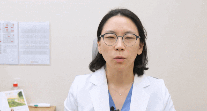 머리가 핑 도는 증상과 두통이 함께 나타난다면? 목부터 확인해야 하는 이....