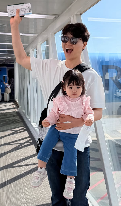 <b>박수홍</b> 비행기 하차 번복보다 더 궁금한 대한항공의 <b>재탑승</b> 허용