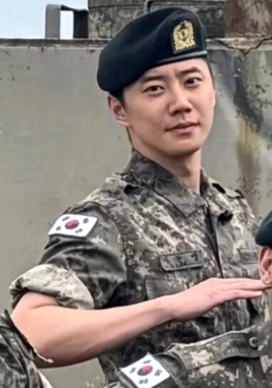 훈련소 한가운데서 영화 찍는 줄 알았던 <b>이준영</b>, 육군훈련소 <b>군복핏</b>....