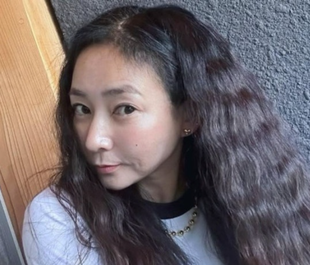 "산책도 무서운 곳이 됐다?" '제주살이 9년 차' 진재영이 밤 풍경 사진 올리며 밝힌 심경