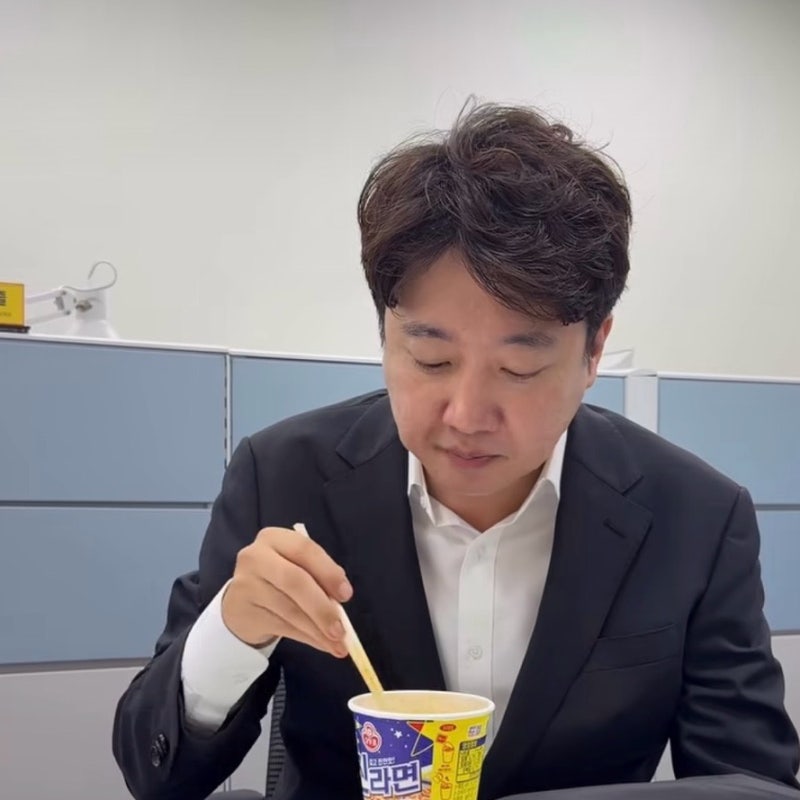 이준석 개혁신당 당대표 전격 사퇴, 기본 프로필과 정계입문부터 그간의 정치행보 정리 (하....