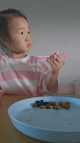아기 젓가락 사용시기, 27개월부터 시작한 에디슨 뽀로로 젓가락 후기