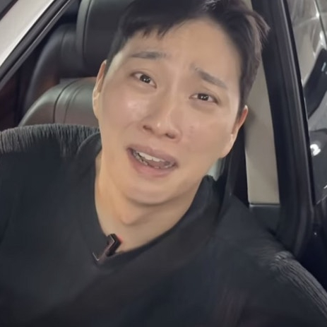 "100만 유튜버의 추락?" <b>박위 KTX</b> 경사로 논란 재조명