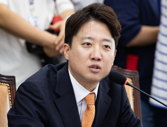개혁신당 이준석 대표 사퇴, 지방선거 패배 책임 “당대표직에서 물러난다”