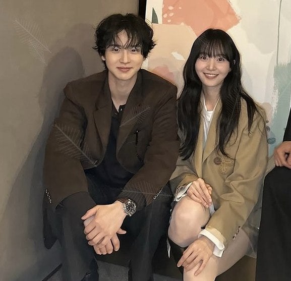 장동윤 펀딩, 결혼 발표 후 팬심 뒤흔든 진짜 이유