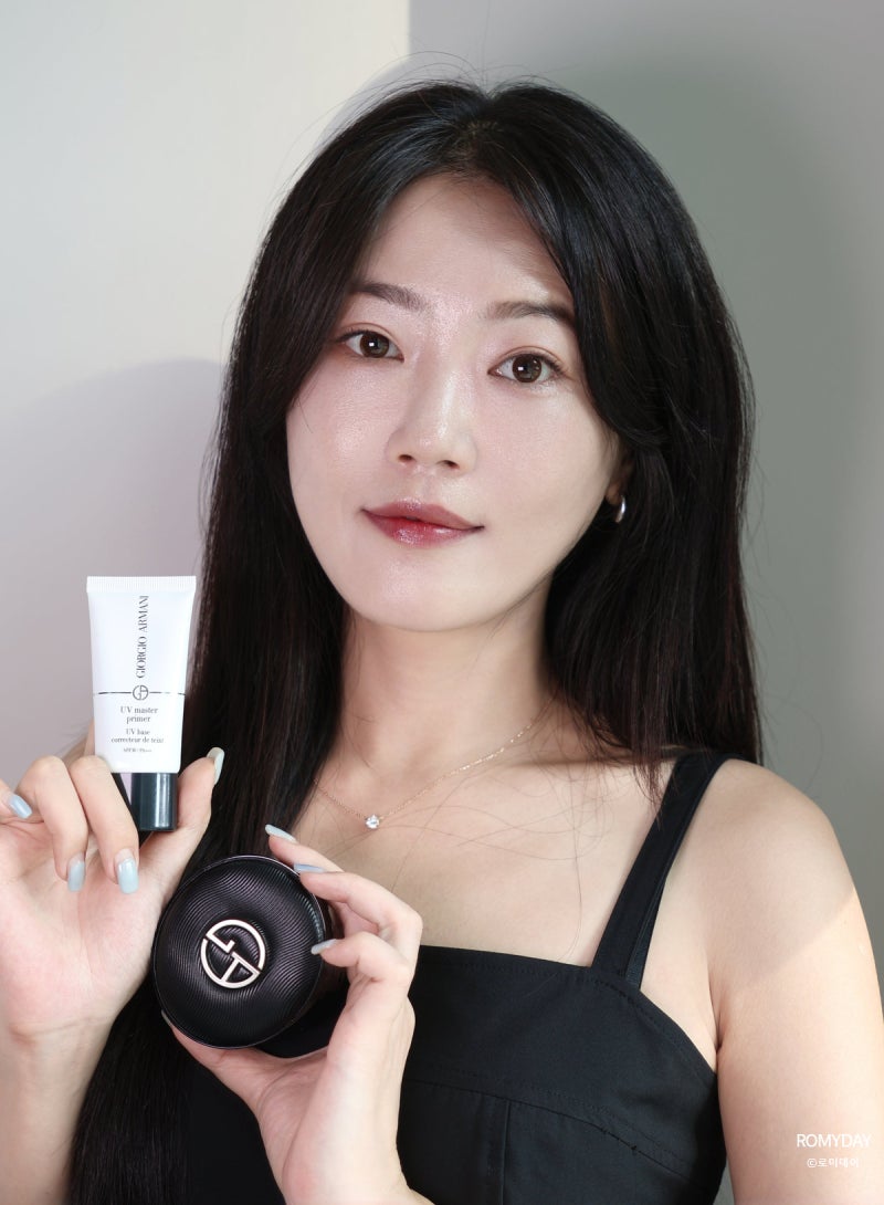 우아한 데일리 메이크업을 위한 추천템! 아르마니 프리마 글로우 쿠션과 UV 마스터 프라이머