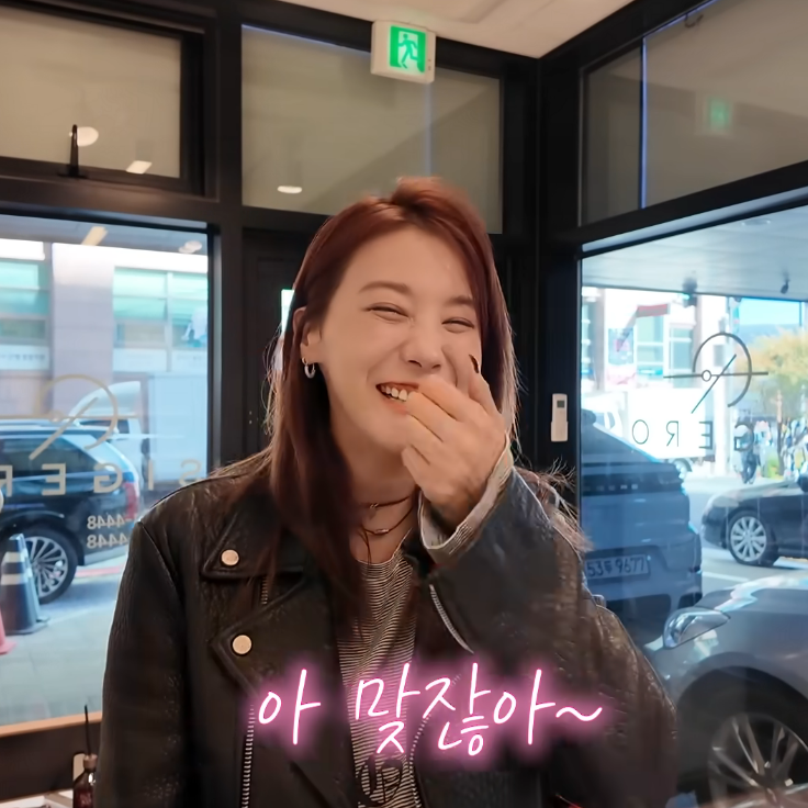 "당근에서 샤넬 시계를?.." 유인영, 250만원에 산 명품 시계 진품 여부 화제