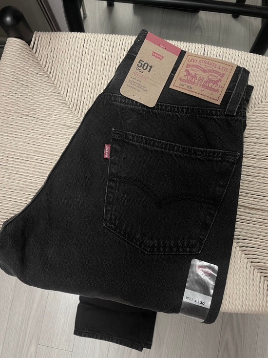 리바이스 501 흑청 데님 | Levi's 501 90s black denim jeans