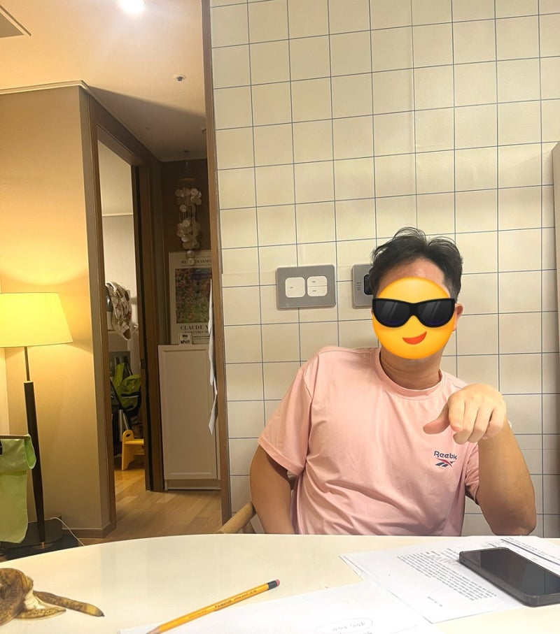 칙칙한 부엌을 바꿔보자! 셀프 리모델링_ 주방 타일 시트지 붙이기(비포&에프터)