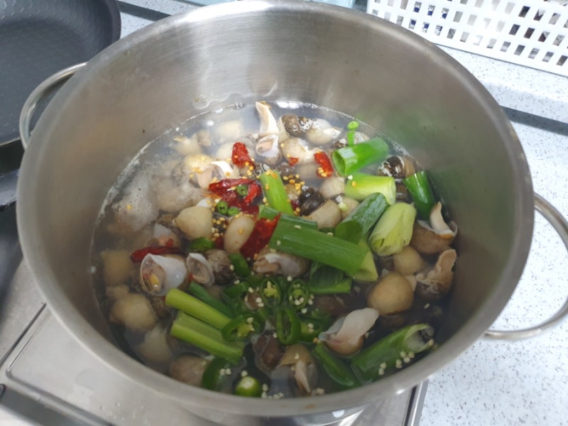 간단 술안주 흑골뱅이탕 끓이는 법