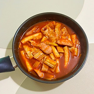 판 떡볶이 스타일의 꾸덕한 떡볶이 집에서 만들어 먹는 레시피!