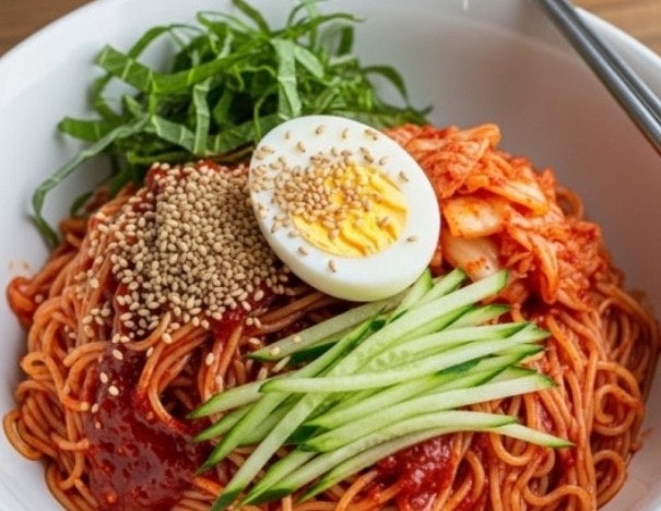 새콤달콤 비빔국수 황금레시피