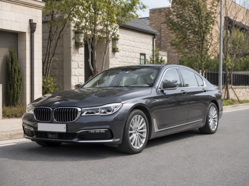"3천 만원이면 나도 회장님" BMW 730D 중고 시세와 감가율은?