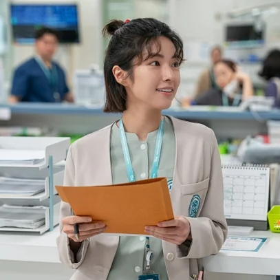 "천장미 간호사 돌아올까?" <b>중증외상센터</b>2 하영 캐스팅 논란과 넷플....