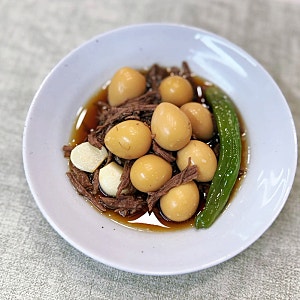 밥도둑 꽈리고추 소고기 장조림 만들기 양지 부위로 부드럽게 만드는 레시피