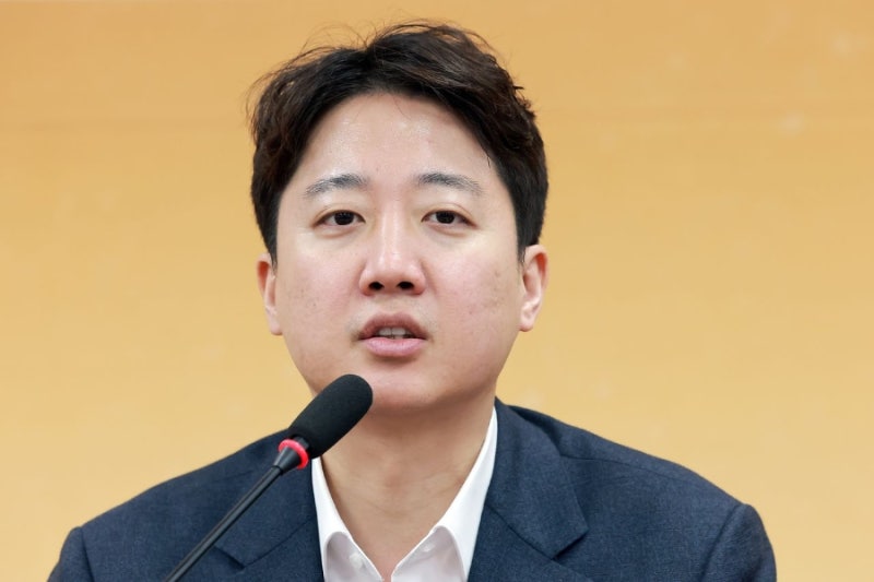 이준석 대표 사퇴, 나이,학력 개혁신당 쇄신의 갈림길