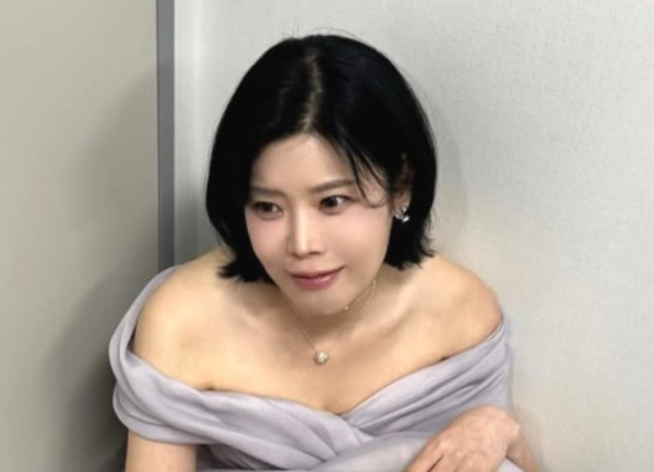 "슬프지도 기쁘지도 않아…" 가수 린, 이혼 1년 지나 SNS에 남긴 솔직한 심경
