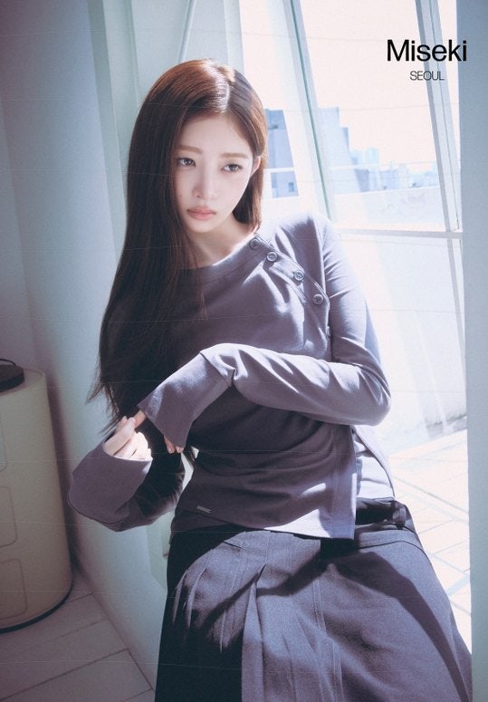 IVE Rei Erased Her 'Kongsooni' Image with Just Short Hair... A 3-Year Girl Group's Strategic Transformation