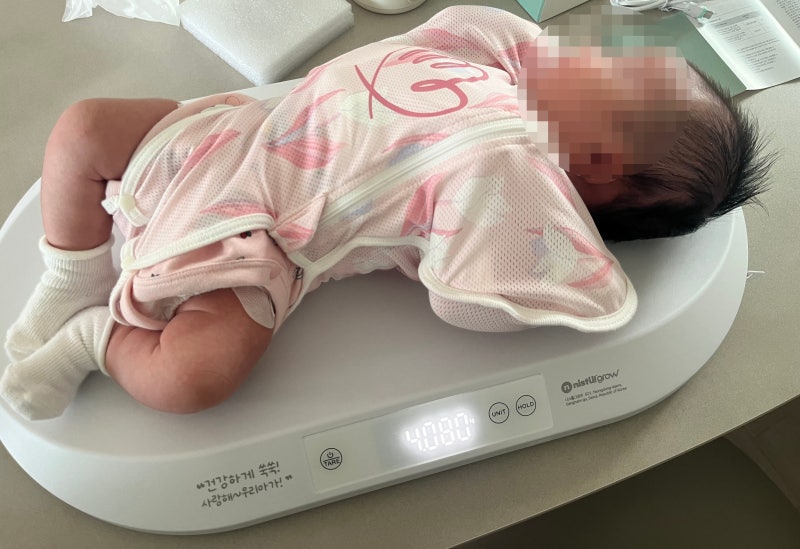 신생아 수유량 체중으로 확인해요! 집에서 써본 아기 체중계