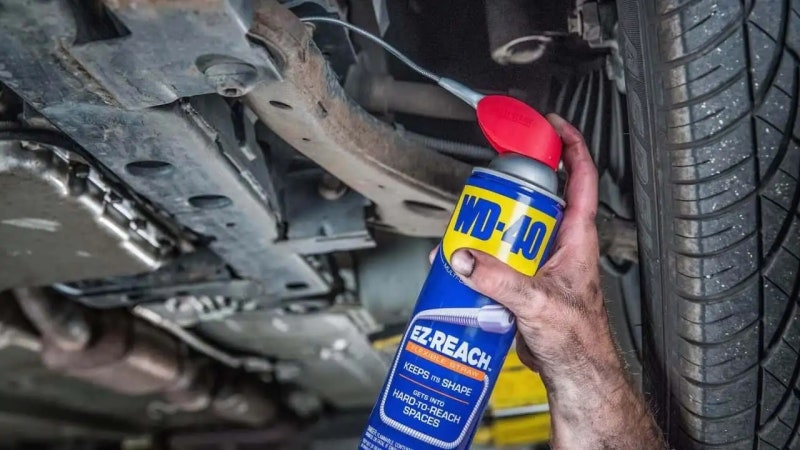 수리와 정비의 필수품 WD-40, 이름은 왜 WD-40일까?