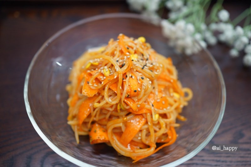 오이 없어도 맛있는 쫄면 레시피 슬라이스 당근 콩나물 쫄면 양념으로 만드는 법