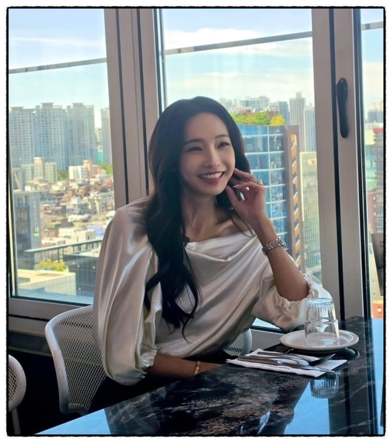 45세 맞아? 한채영 '무당 메이크업' 지우니 역대급 바비인형 미모가 뙇!