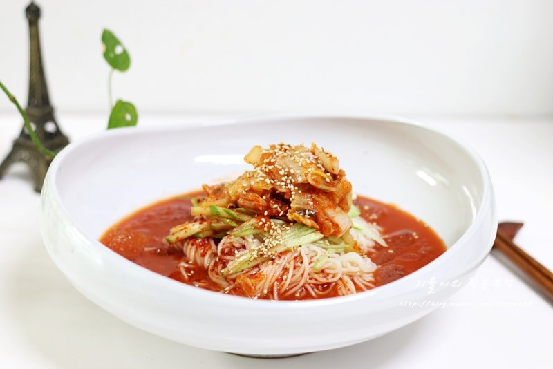 망향비빔국수 스타일 시원한 김치비빔국수 냉면육수 레시피